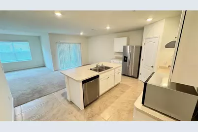 939 Stockport Drive, Kissimmee, FL 34758 - Photo 6