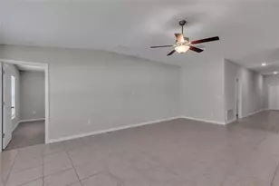 10357 Scarlet Skimmer Dr, Riverview, FL 33578 - Photo 6