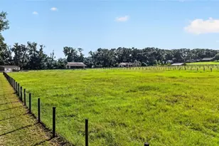 20540 SW 5th Pl, Dunnellon, FL 34431 - Photo 10