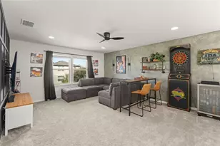 2631 E Lake Pointe Dr, Kissimmee, FL 34744 - Photo 18