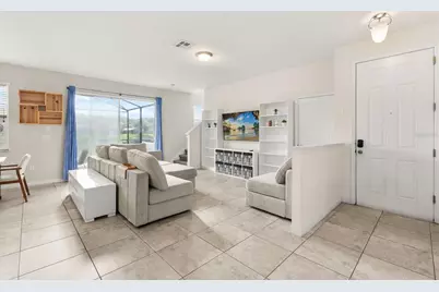701 Las Fuentes Drive, Kissimmee, FL 34746 - Photo 2