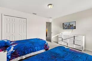 701 Las Fuentes Dr, Kissimmee, FL 34746 - Photo 14