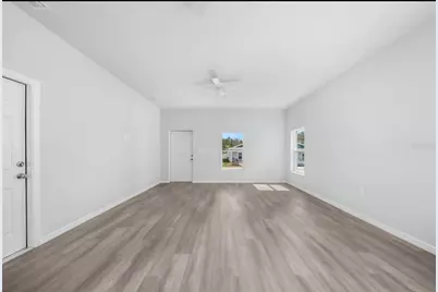 1483 Las Villas Boulevard, Sebring, FL 33870 - Photo 8
