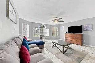 2486 Sweetwater Club Cir, Kissimmee, FL 34746 - Photo 4