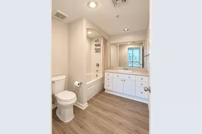 322 E Central Boulevard #1109, Orlando, FL 32801 - Photo 16