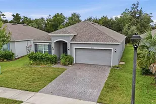 1034 Chelan Falls Dr, Deland, FL 32724 - Photo 2