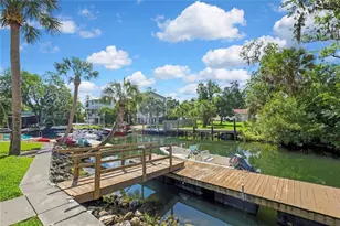 1637 SE Paradise Cir, Crystal River, FL 34429 - Photo 26