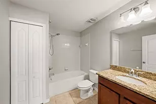 1904 Hawks View Dr, Ruskin, FL 33570 - Photo 14