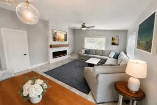 414 Broadview Ave, Altamonte Springs, FL 32701 - Photo 2