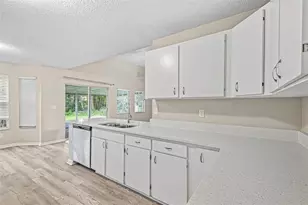 16102 Warden Pl, Tampa, FL 33647 - Photo 20