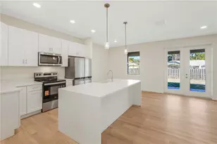 1319 Schneider St SW, Palm Bay, FL 32908 - Photo 4