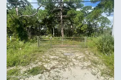 4555 N Courtenay Parkway, Merritt Island, FL 32953 - Photo 1