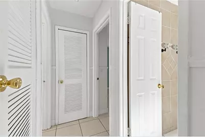 9966 Burl Way, Orlando, FL 32817 - Photo 10