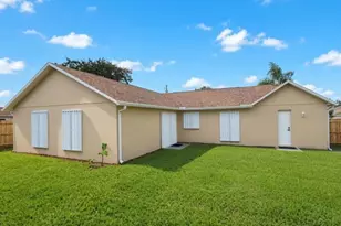 615 Madrid Dr, Kissimmee, FL 34758 - Photo 36