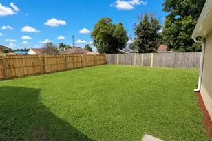 615 Madrid Dr, Kissimmee, FL 34758 - Photo 38