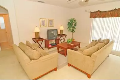 637 Eagle Pointe S, Kissimmee, FL 34746 - Photo 2