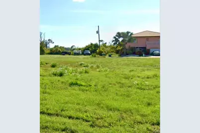 150 Brig Circle E, Placida, FL 33946 - Photo 2
