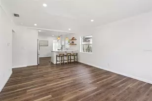 4050 Iris St N, Saint Petersburg, FL 33703 - Photo 6
