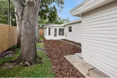 4050 Iris Street N, Saint Petersburg, FL 33703 - Photo 30