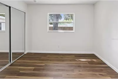 4050 Iris Street N, Saint Petersburg, FL 33703 - Photo 18