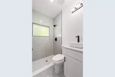 832 E Desoto Street, Clermont, FL 34711 - Photo 18
