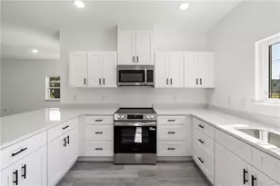 820 E Desoto St, Clermont, FL 34711 - Photo 12