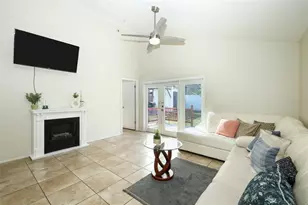 510 Conure St, Apopka, FL 32712 - Photo 12