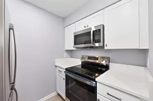 706 Elm Ave, Fruitland Park, FL 34731 - Photo 8