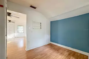 4519 Haines Rd N, Saint Petersburg, FL 33714 - Photo 14