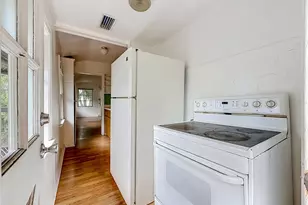 4519 Haines Rd N, Saint Petersburg, FL 33714 - Photo 10
