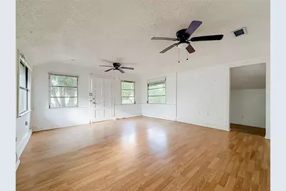 4519 Haines Road N, Saint Petersburg, FL 33714 - Photo 6