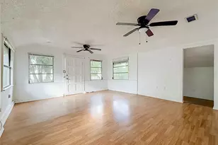 4519 Haines Rd N, Saint Petersburg, FL 33714 - Photo 6