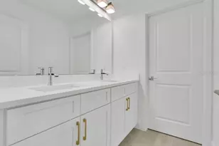 118 Elena Lavin Circle, Orlando, FL 32807 - Photo 12
