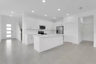 118 Elena Lavin Circle, Orlando, FL 32807 - Photo 8
