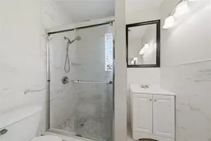 6448 41st Ave N, Saint Petersburg, FL 33709 - Photo 22