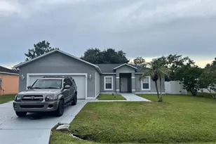 607 Maricopa Dr, Kissimmee, FL 34758 - Photo 1