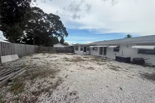 568 Hillcrest Dr, Largo, FL 33771 - Photo 22