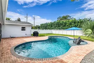 3400 Neptune Dr, Orlando, FL 32804 - Photo 36