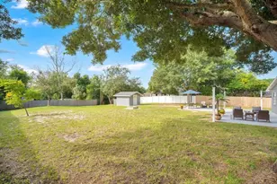 581 Fourwind St, Deltona, FL 32725 - Photo 34
