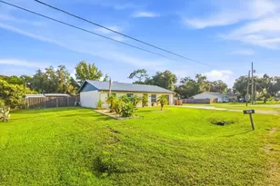 4799 Lake Shore Dr, Saint Cloud, FL 34772 - Photo 2