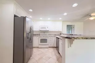 5328 16th St W, Bradenton, FL 34207 - Photo 2
