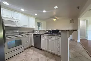 5328 16th St W, Bradenton, FL 34207 - Photo 6