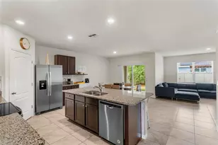 9005 Tuscan Cypress St, Kissimmee, FL 34747 - Photo 6