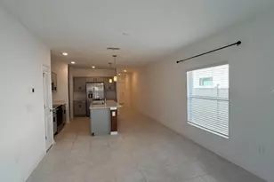 2715 Gentle Rain Dr, Davenport, FL 33837 - Photo 14