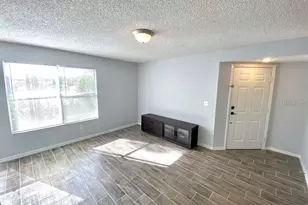 5152 Conroy Rd, Orlando, FL 32811 - Photo 2