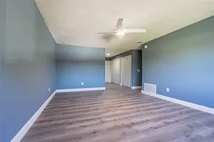 6379 Conniewood Square, New Port Richey, FL 34653 - Photo 16