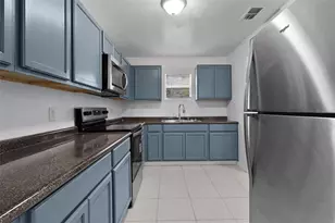 31128 Lochmore Cir, Mount Plymouth, FL 32776 - Photo 8
