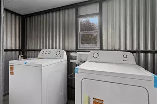 31128 Lochmore Cir, Mount Plymouth, FL 32776 - Photo 32