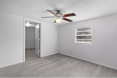 31128 Lochmore Circle, Mount Plymouth, FL 32776 - Photo 18