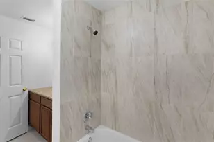 31128 Lochmore Cir, Mount Plymouth, FL 32776 - Photo 14